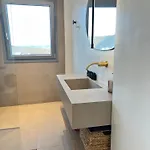 Apartament Gerani Deluxe 2 *