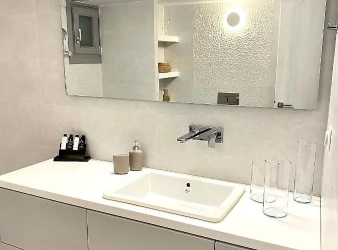 Gerani Deluxe 2 *