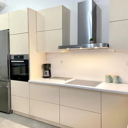 Gerani Deluxe 2 Apartament