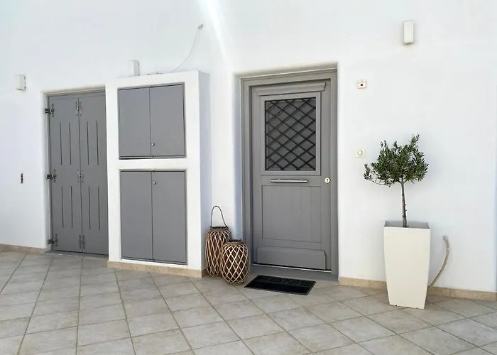 Gerani Deluxe 2 アパート *